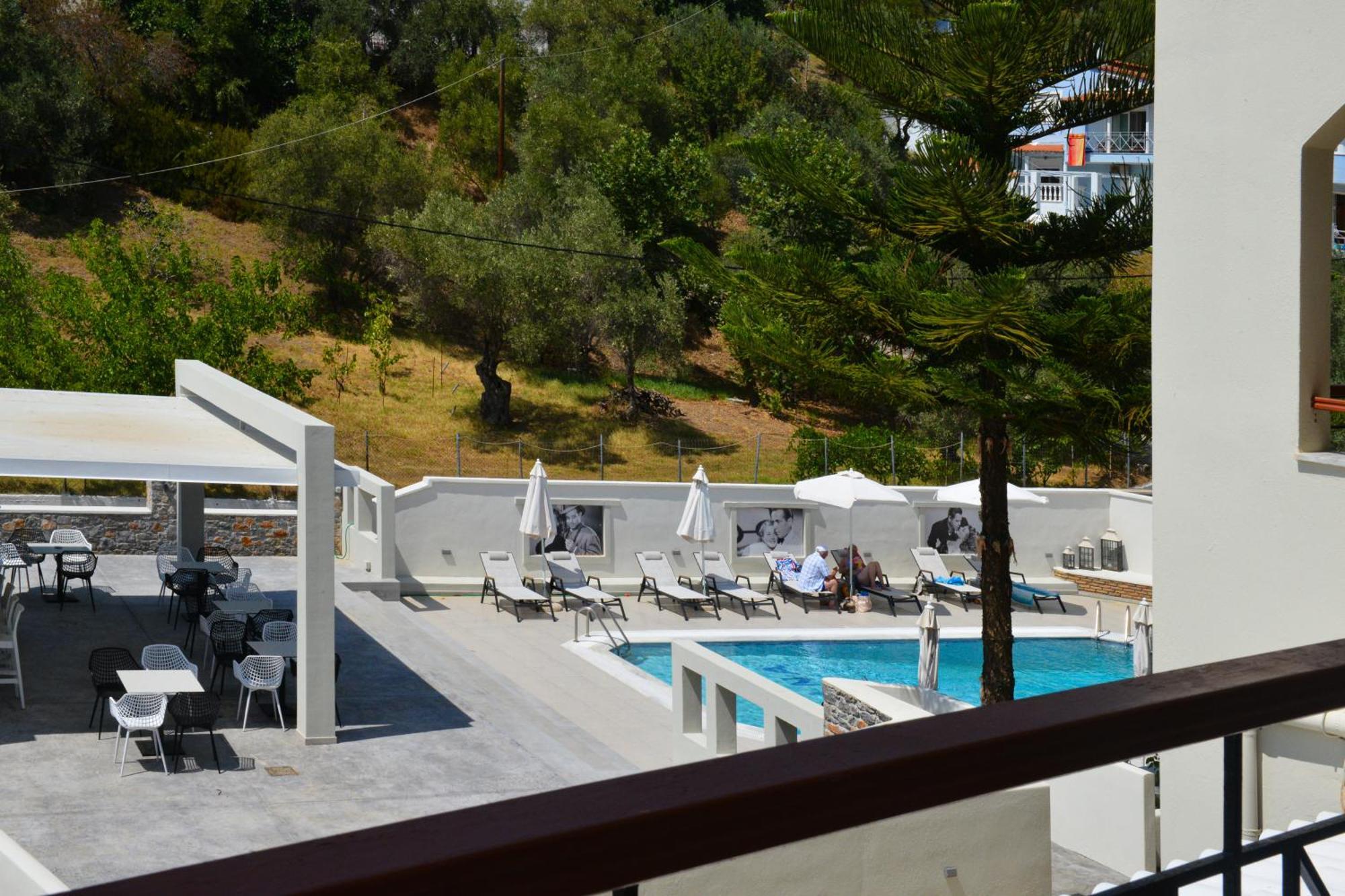 Hotel Marina Kolios Екстер'єр фото