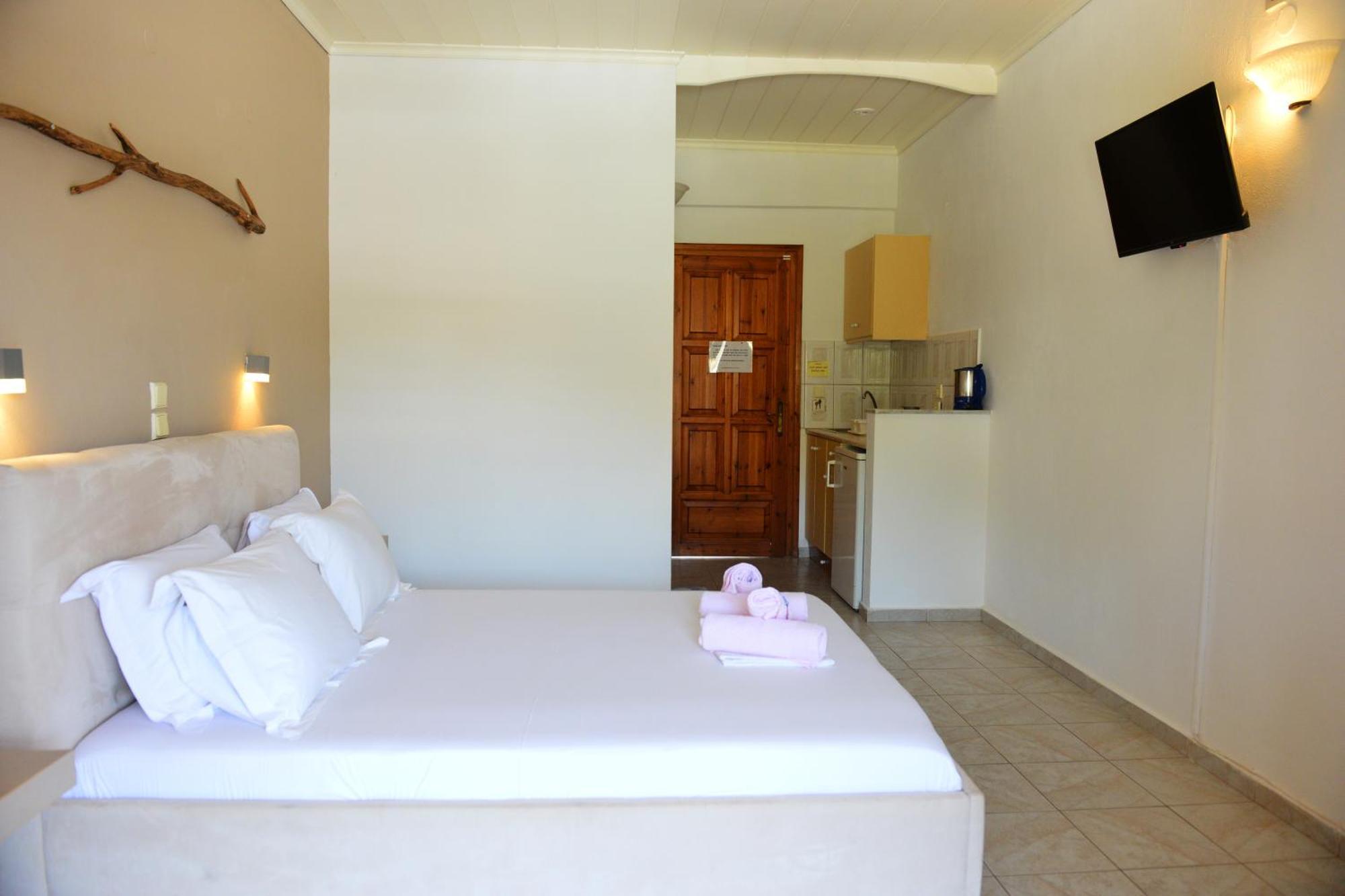 Hotel Marina Kolios Екстер'єр фото