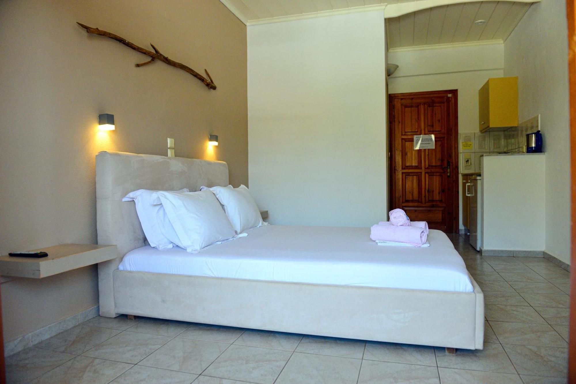 Hotel Marina Kolios Екстер'єр фото