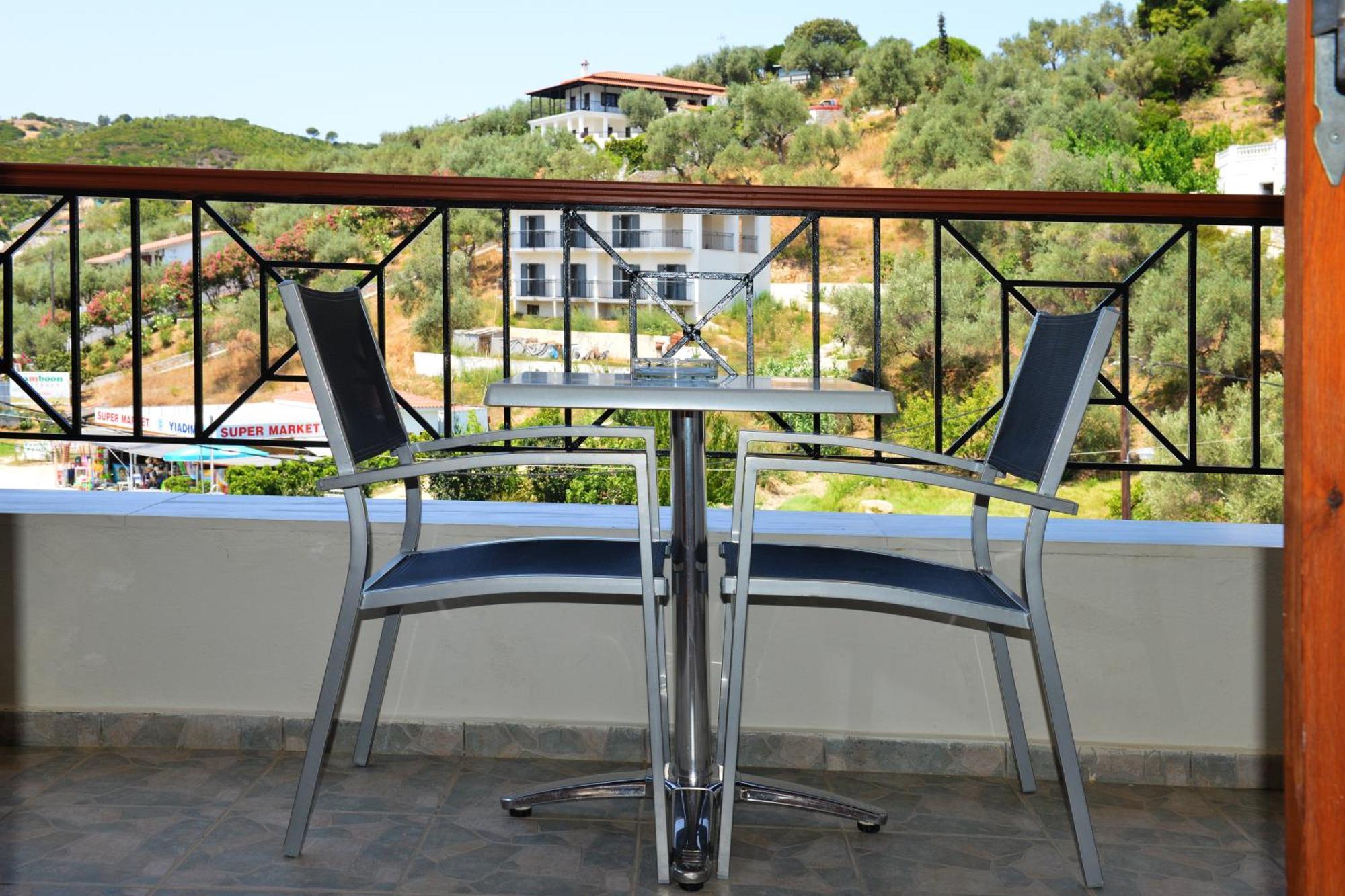 Hotel Marina Kolios Екстер'єр фото