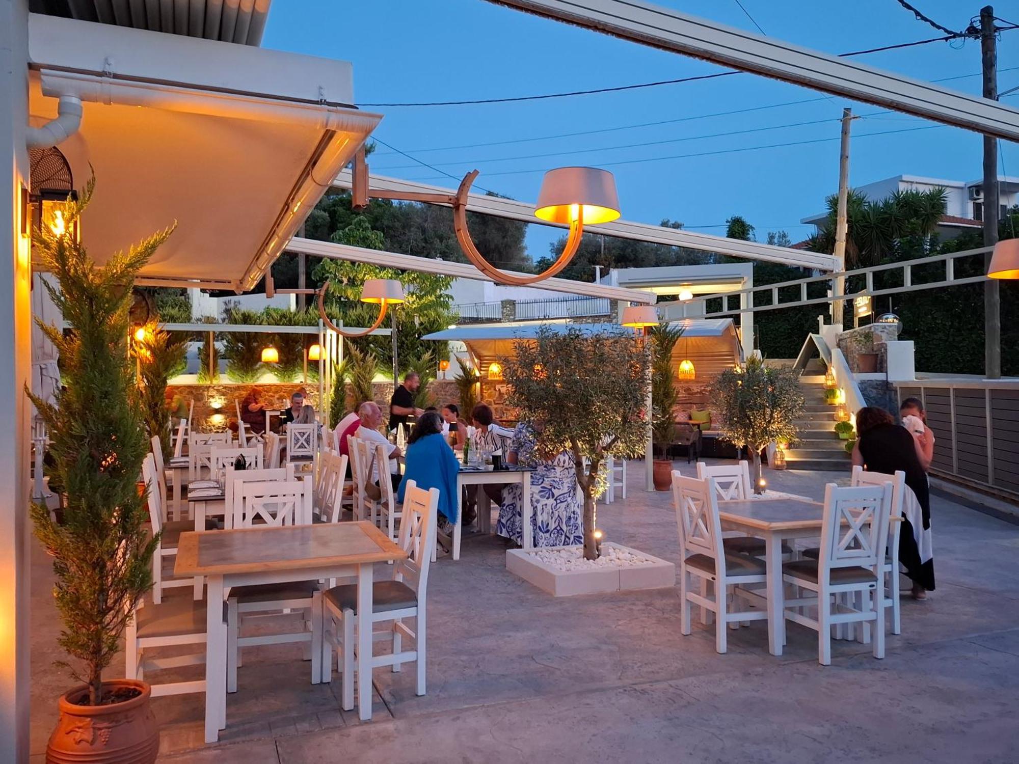 Hotel Marina Kolios Екстер'єр фото