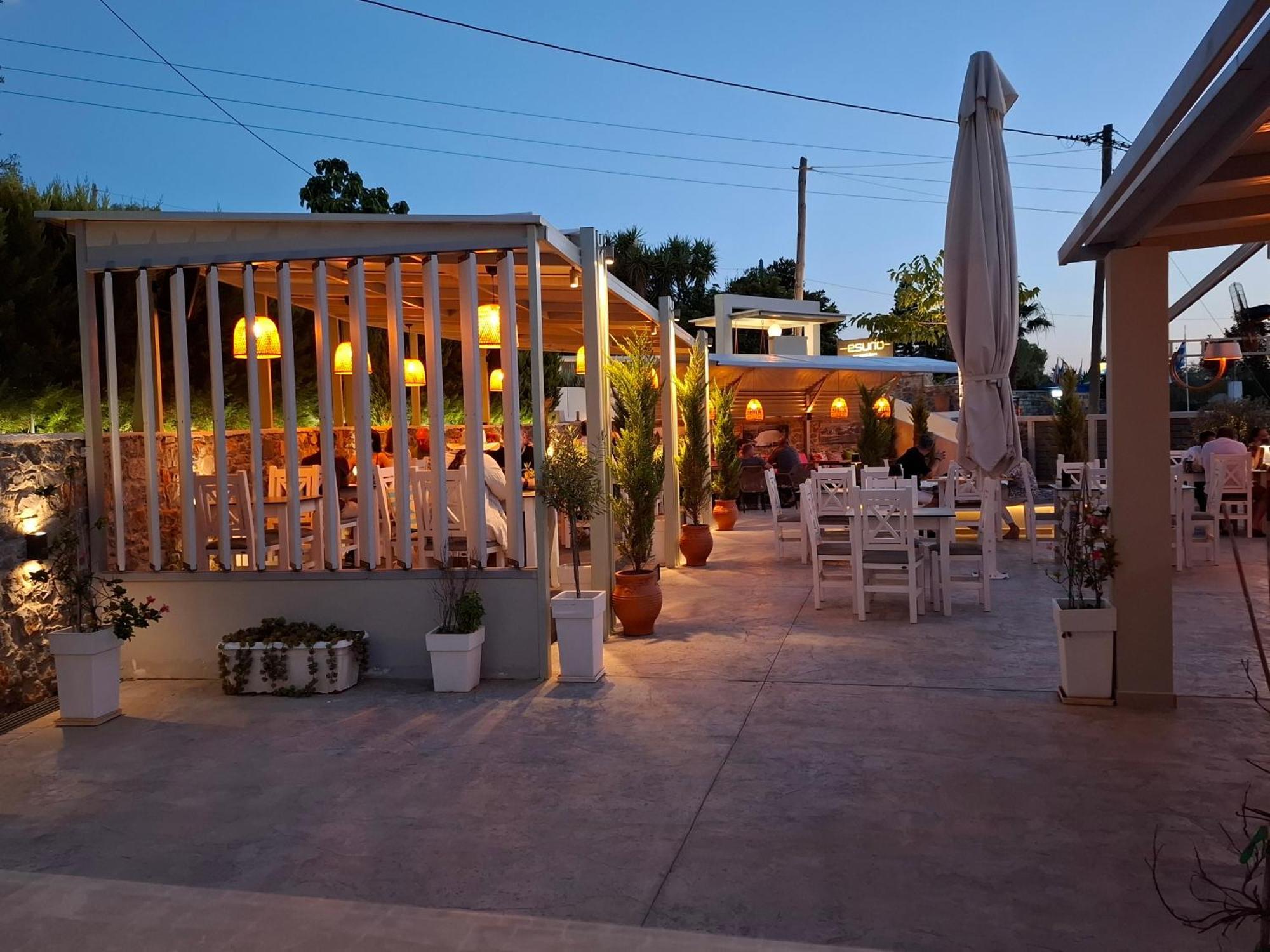 Hotel Marina Kolios Екстер'єр фото