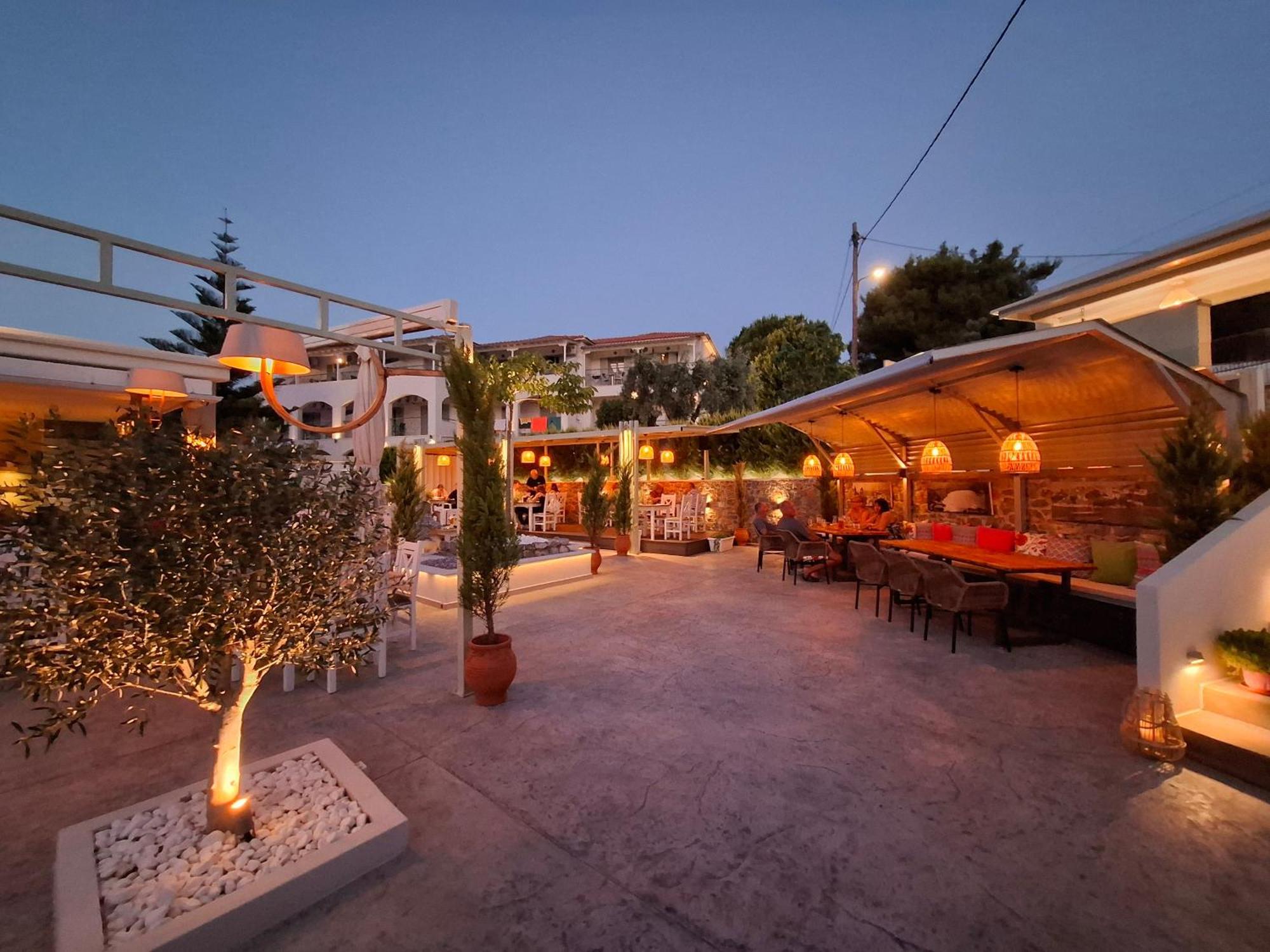Hotel Marina Kolios Екстер'єр фото