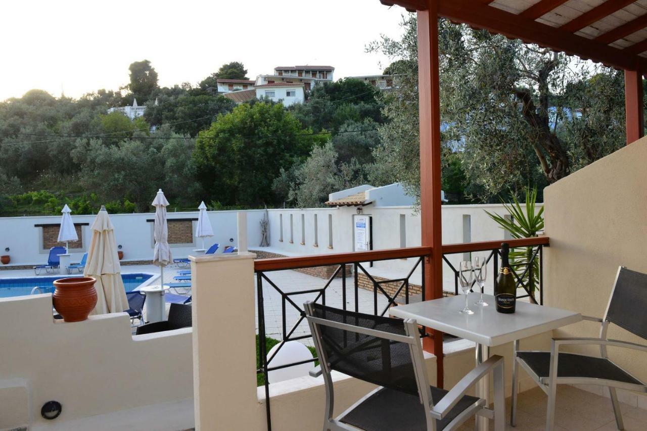 Hotel Marina Kolios Екстер'єр фото