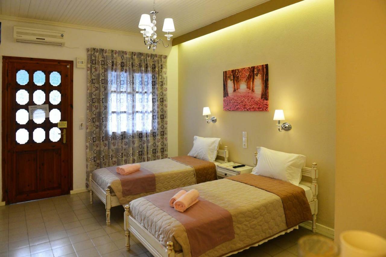 Hotel Marina Kolios Екстер'єр фото